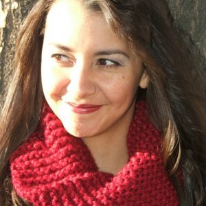 Cowl Knitting Pattern - The Cranberry Spice