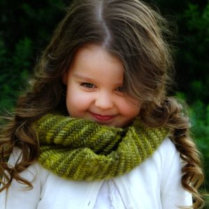 Knit Scarf Pattern – The Éowyn Infinity Scarf